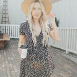 Carly Jean Los Angeles Floral Greta Wrap Dress in Navy